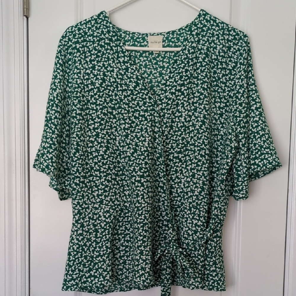 Kaileigh Green Tie Front Blouse with V-Neck